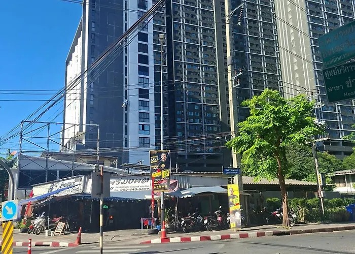 Апартаменты Cozy 1 Bedroom 40 Sqm Corner, 3 Mins To Bts Wutthakat *