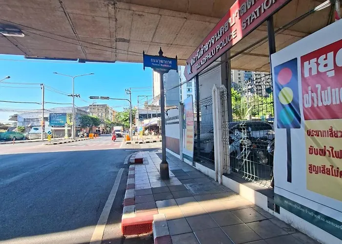 Cozy 1 Bedroom 40 Sqm Corner, 3 Mins To Bts Wutthakat *